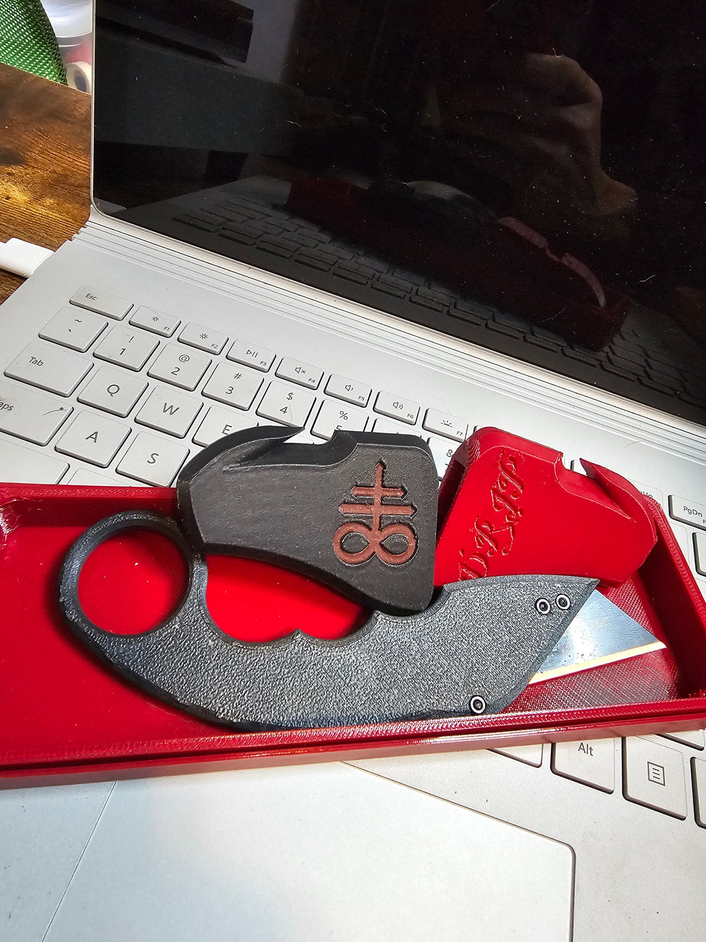 Carbon fiber pla handle